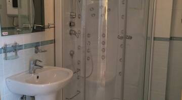 Фото Гостевой дом Comfort г. Ольгинка 5